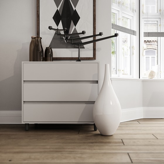 Chest of drawers